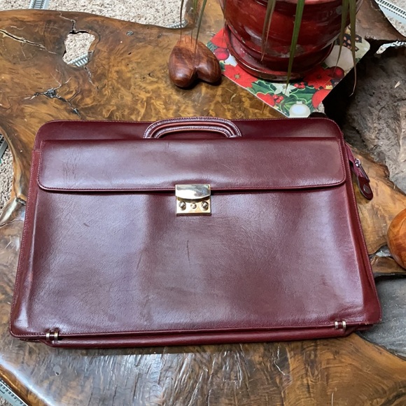 Vintage Italian Leather Briefcase - Picture 8 of 10